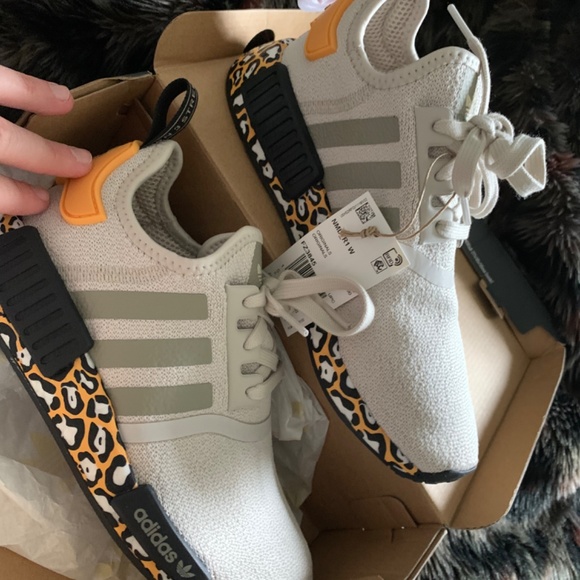 Adidas - Picture 11 of 13